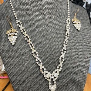 Vintage Gold Rhinestone Grapes Necklace
